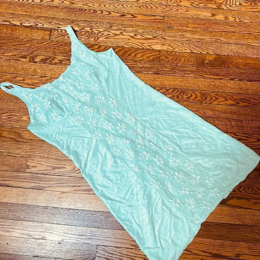 Dreamy 1950s Mint Green Satin Lace Embroidered Slip Lingerie Nightgown - Picture 9 of 9